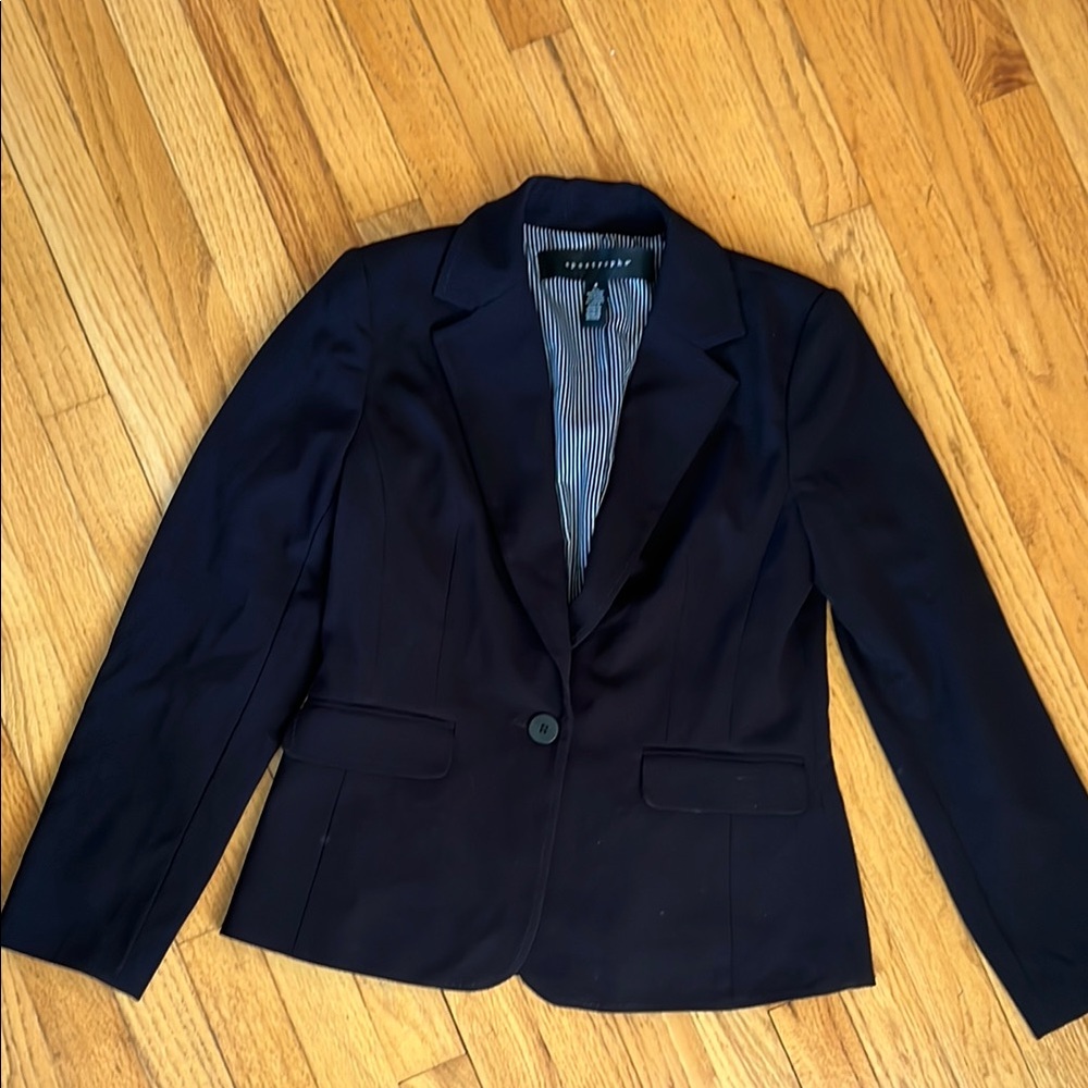 Apostrophe Women's Black Blazer Size 4 machine washable